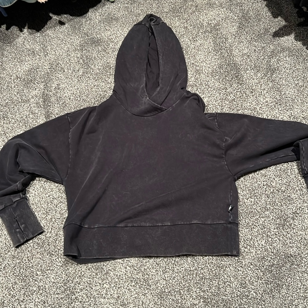 Comfy black distressed hoody. Worn once
